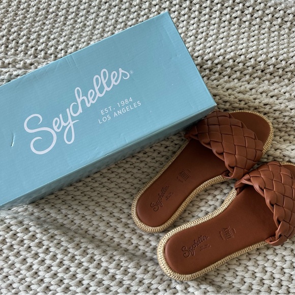 Brand new, never worn Seychelles sandals - Italian leather, made in Italy - Picture 2 of 14